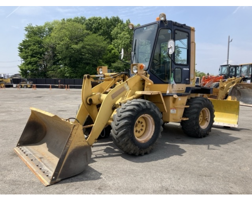 KOMATSU WA70-1