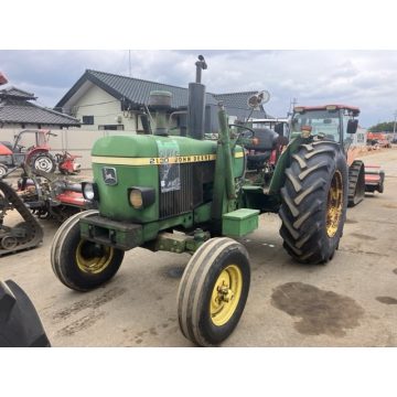 JOHN DEERE 2130