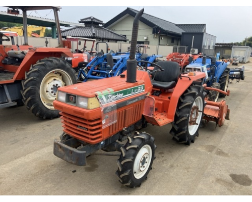 KUBOTA L1-22D