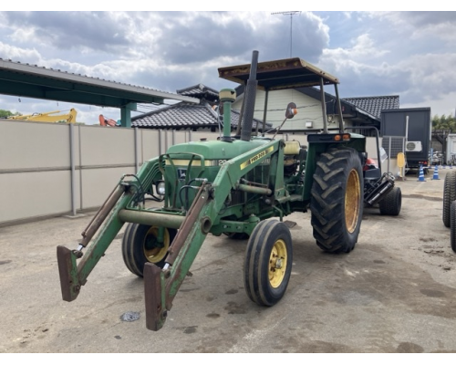 JOHN DEERE 2040