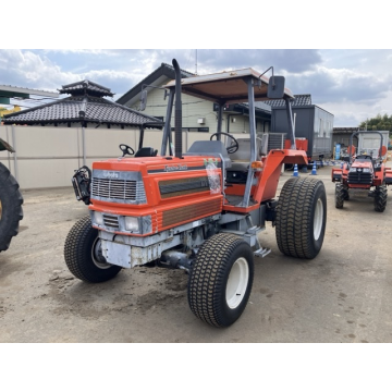 KUBOTA M1-65DT
