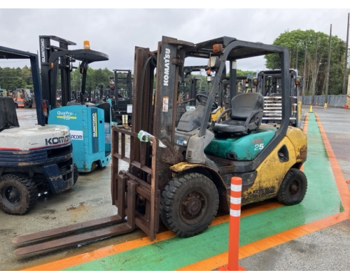 KOMATSU FG25C-16