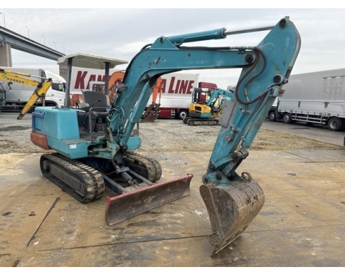 KUBOTA KX-033