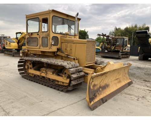 KOMATSU D31P-16