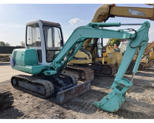 KOMATSU PC25-1
