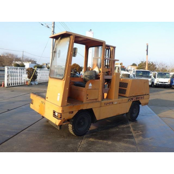 TOYOTA FGS20