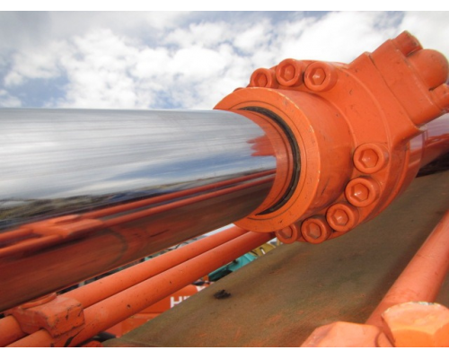 HITACHI ZX135US-5B