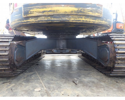 KOMATSU PC138US-8