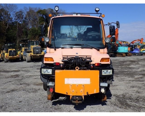 UNIMOG-U400