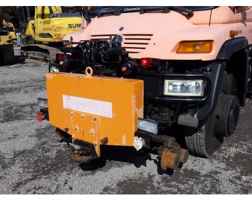 UNIMOG-U400