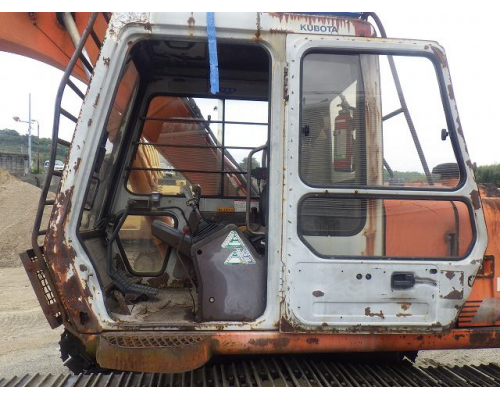 KUBOTA KH-120