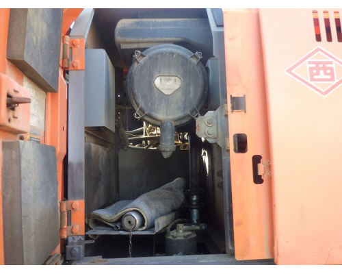 HITACHI ZX200-3